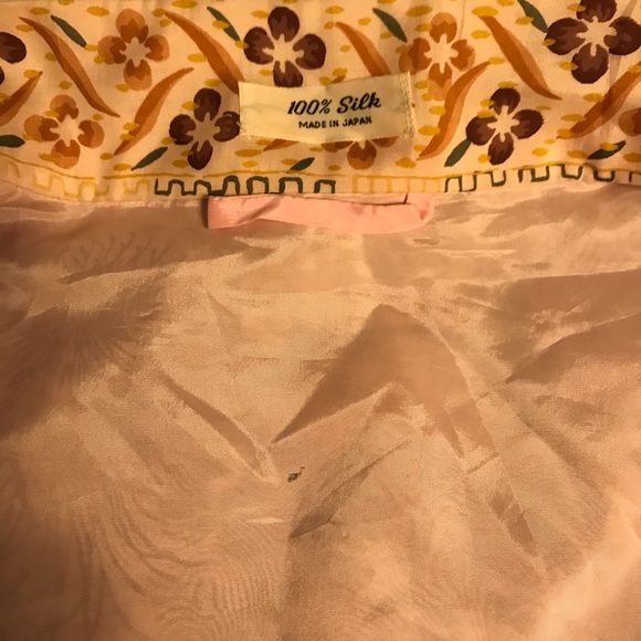 SOLD Vintage Silk Kimono Style Robe Made in Japan - Picture 2 of 8